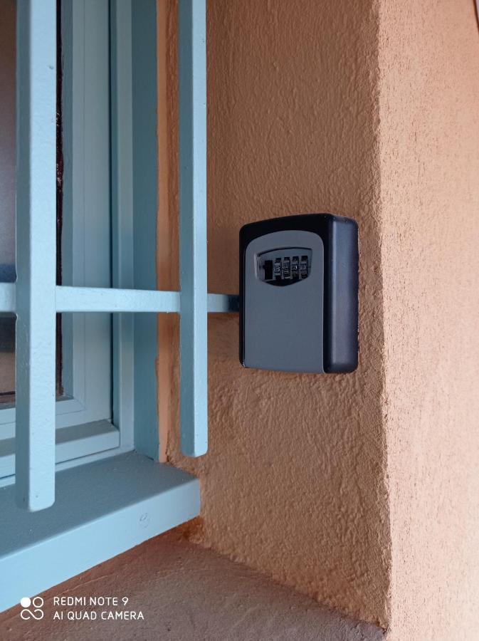 Un nid d'amour en Provence à deux pas de la mer Cogolin Exterior foto